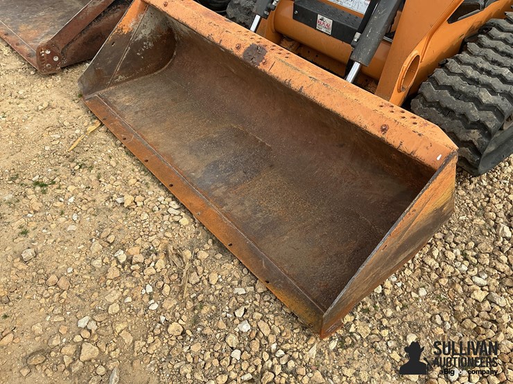 2022-case-tv450b-image-9