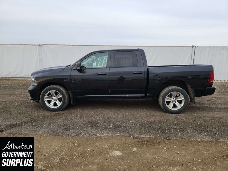 2017-dodge-1500-image-2