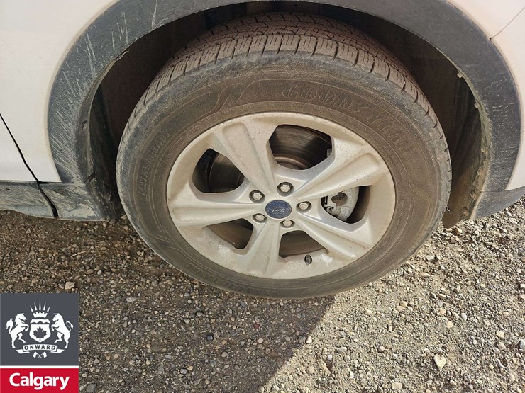 2016-ford-escape-image-9