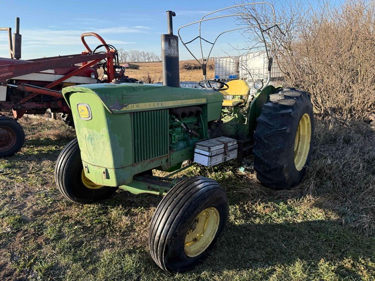 2020-john-deere-2020-image-1