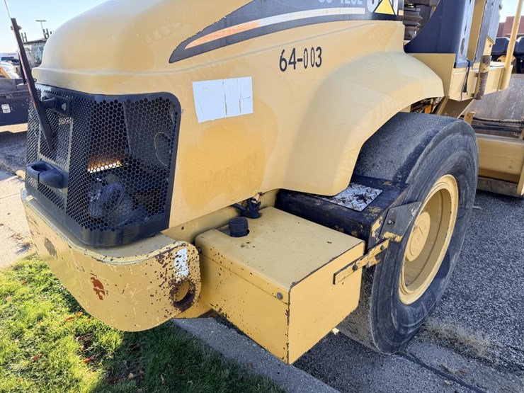 1992-caterpillar-cs-423e-image-18