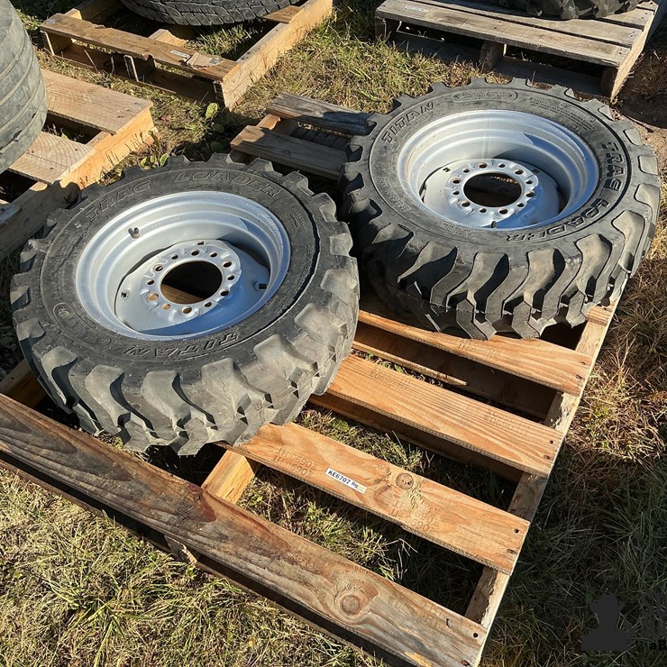 Titan Trac Loader 25x8.50-14NHS Tires On 6 Bolt Rims