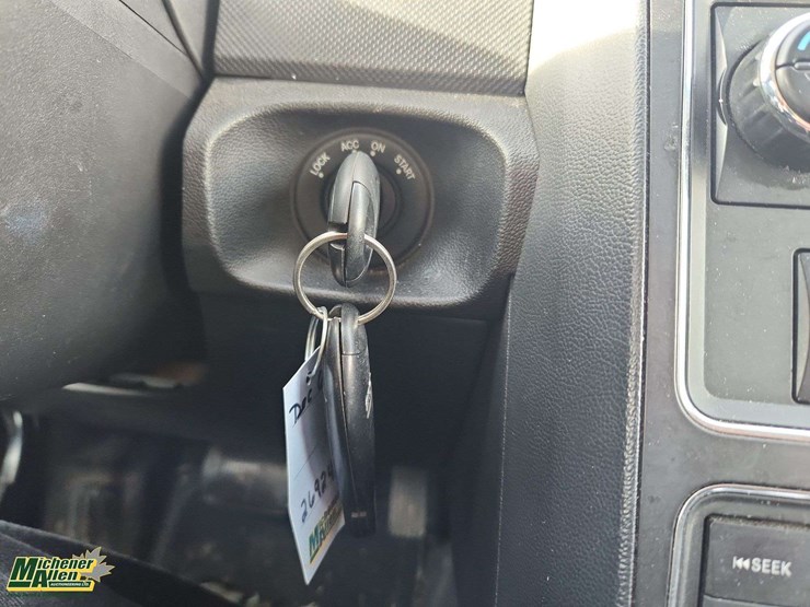 2010-dodge-journey-image-11