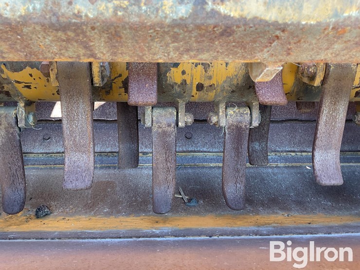 2021-haybuster-2660-image-18