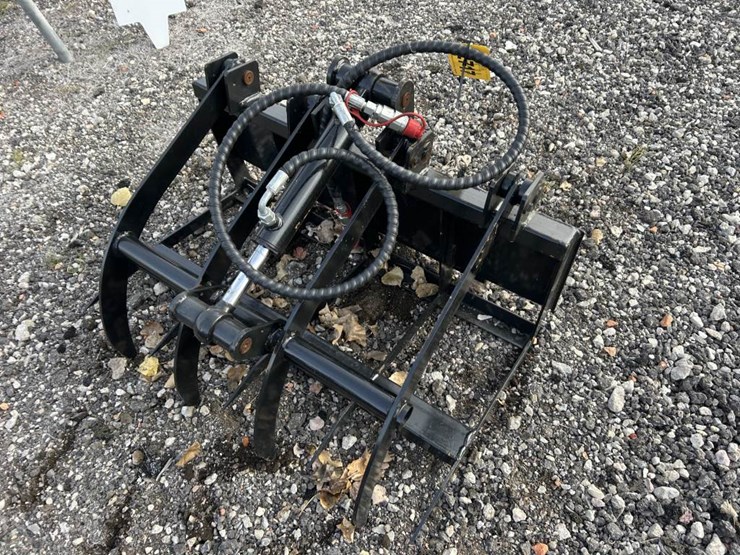 #2721-•-*unused*-mini-skid-steer-grapple-bucket-image-1