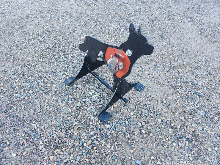 ar500-steel-coyote-shooting-target-with-heart-flapper-image-3