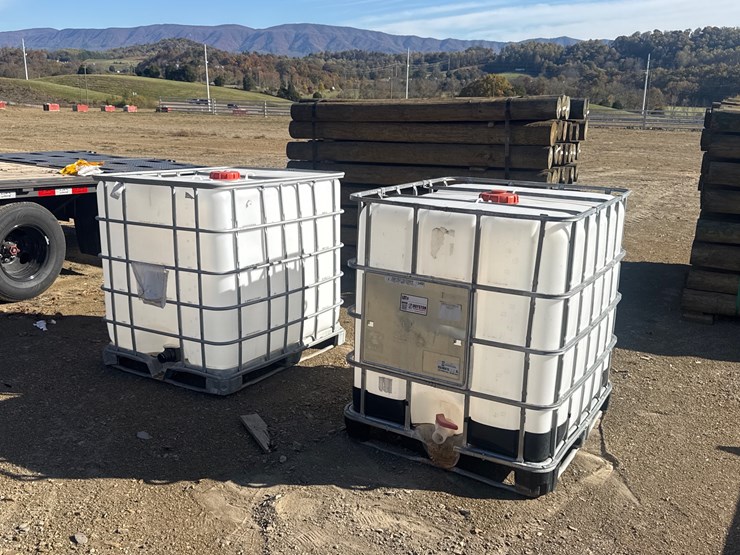 #1214-•-2--ibc-tanks-with-galvanized-crate-image-1