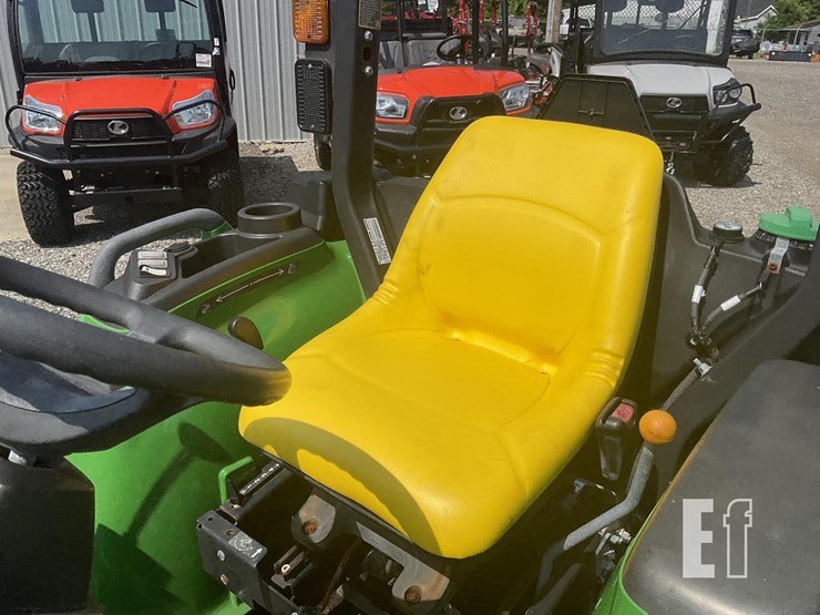 2020-john-deere-3025e-image-18