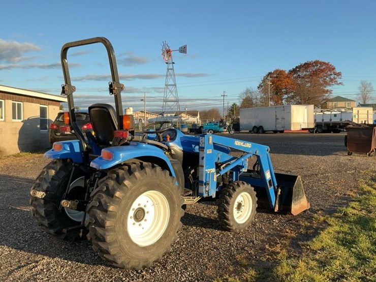 new-holland-tc29d-image-5