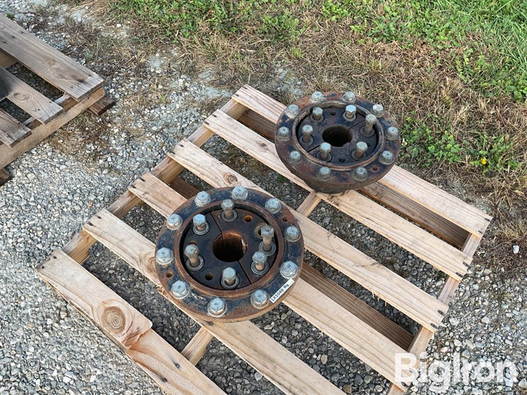 new-holland-axle-hubs-image-1