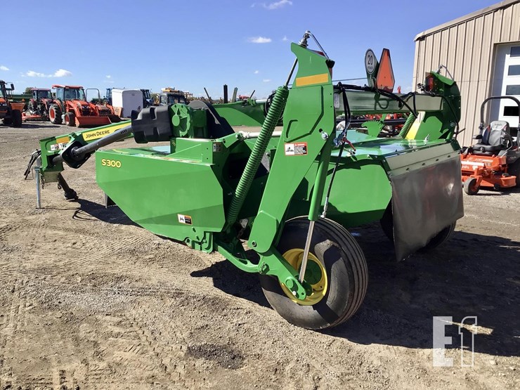 2023-john-deere-s300-image-8