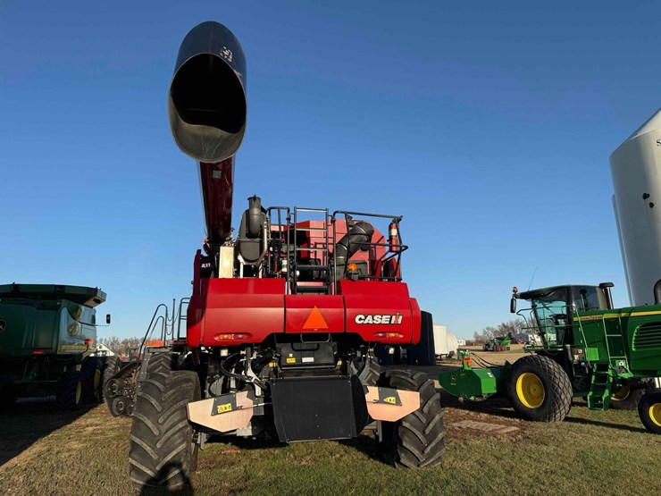 2013-case-8230-afx-combine-image-29