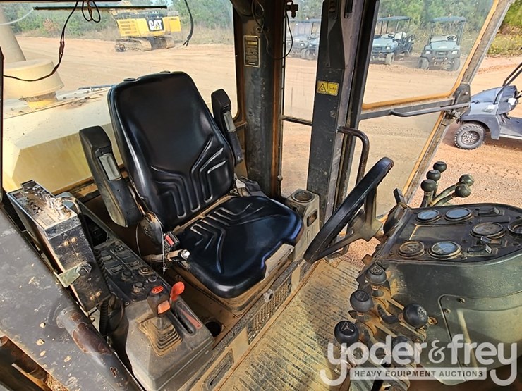 2002-volvo-g720-vhp-image-27