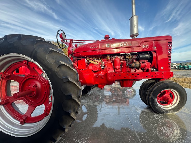 #1140-•-ih-farmall-md.-(1947)-image-2