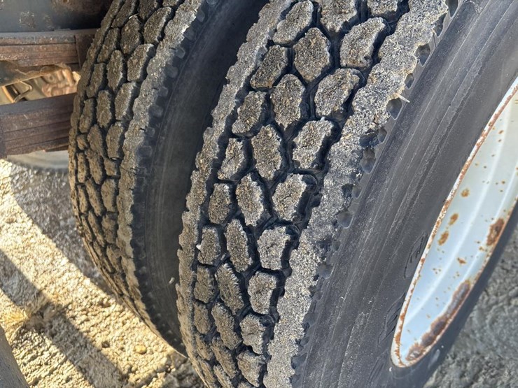 #1337-•-1998-mack-cs200-flatbed-image-57