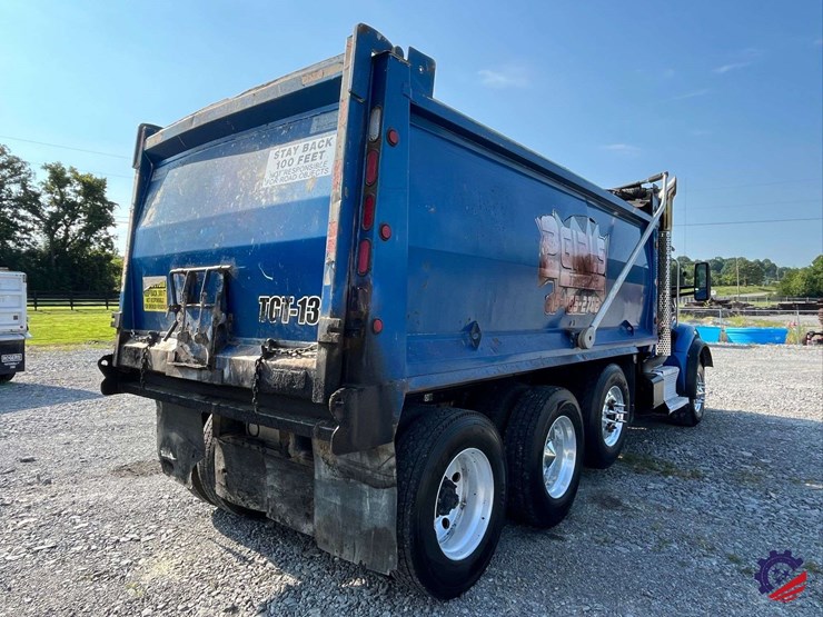 2016-kenworth-t880-image-42