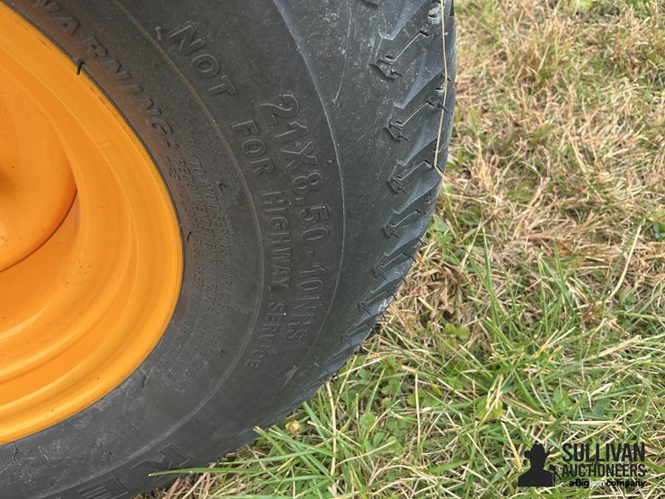 2021-cub-cadet-pro-x600-stand-on-36”-lawn-mower-image-17