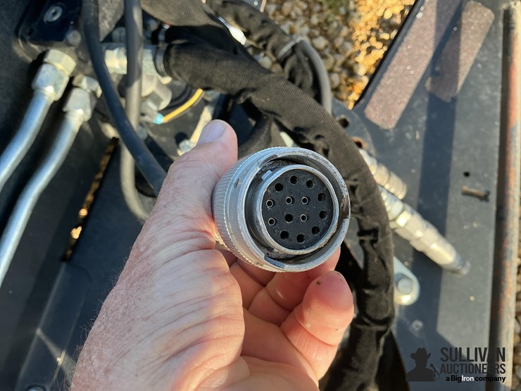 erskine-ab840hdx-84”-power-broom-attachment-image-11