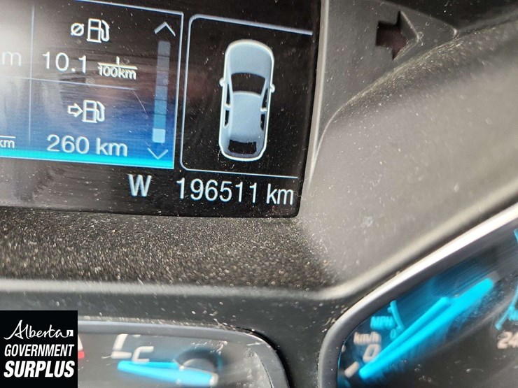 2016-ford-escape-se-image-8