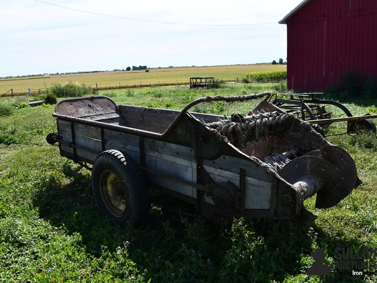 manure-spreader-image-7