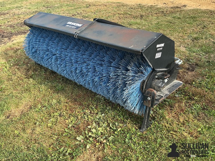 erskine-ab840hdx-84”-power-broom-attachment-image-1