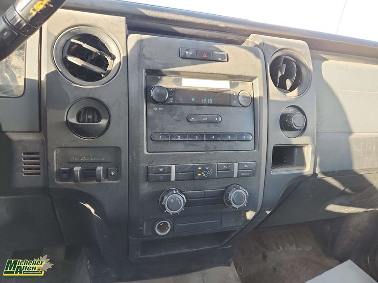 2012-ford-f150-image-13