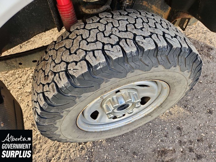 2017-ford-f350-image-33