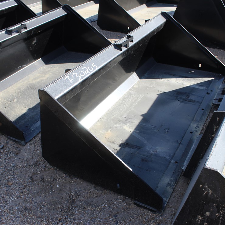 #30205 • 68IN LOW PROFILE GP BUCKET