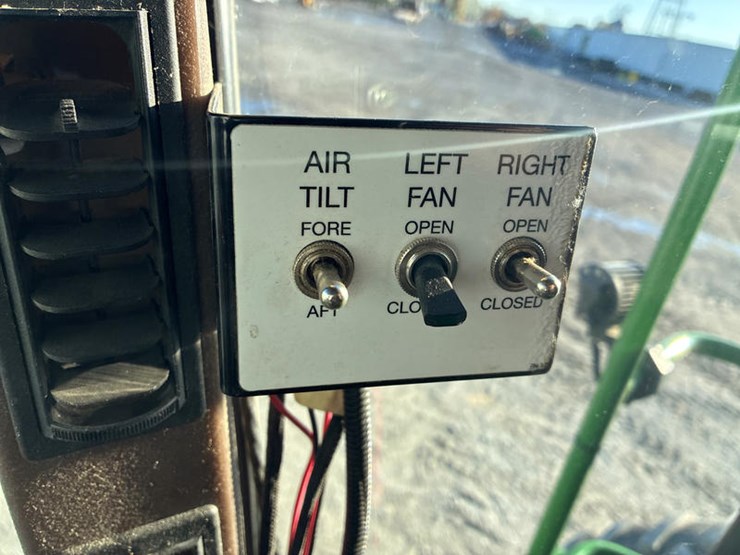 2004-john-deere-9660-sts-image-108