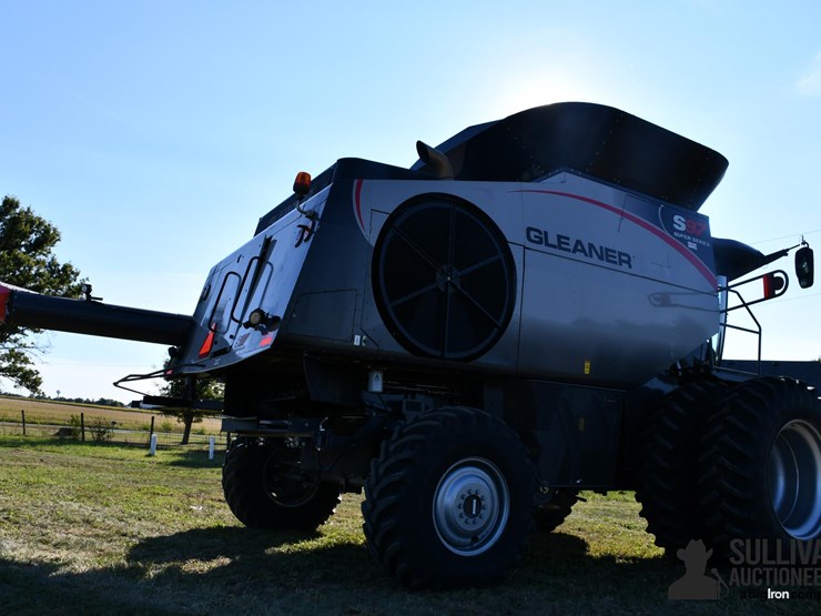 2020-gleaner-s97-image-5