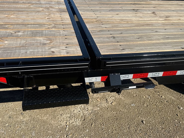 #1211-•-new-20’-delta-tiletrailer,-4’-stationary,-16’-tilt,-14,000lbs,-tandem-axle,-electric-brakes-on-both-axles,-led-lights,-236/80r-16-tires,-2-5/16”-ball-image-2
