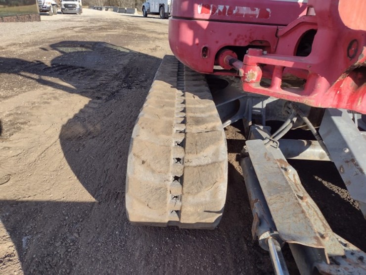 18-takeuchi-tb260cra-excavator-(qea-4048)-image-41