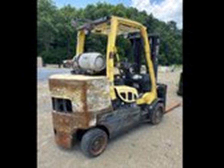 #1218-•-hyster-heavy-duty-forklift--60”-forks,-hydraulic-fork-width-adjustments-image-2