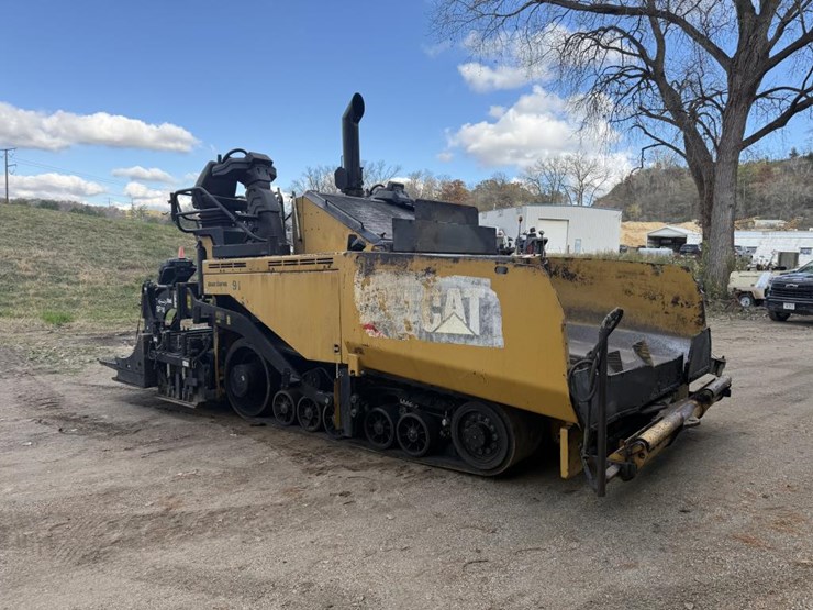 caterpillar-ap-1055f-image-7