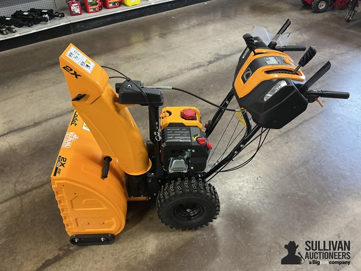 cub-cadet-2x26ip-26”-walk-behind-snow-blower-image-8