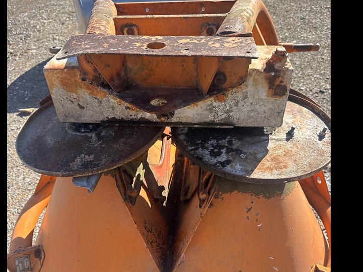 #1108-•-new-idea-3-point-spreader-image-3