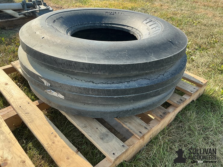 titan-14l-16.1sl-tire-image-5