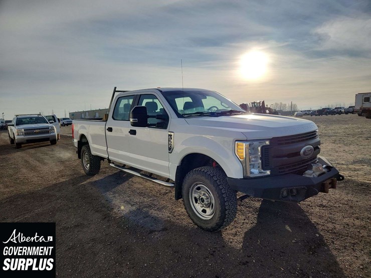 2017-ford-f350-image-4
