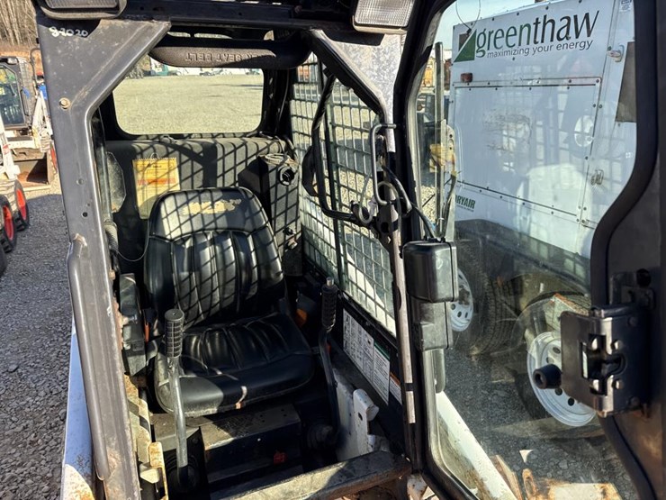 2015-bobcat-s70-image-28