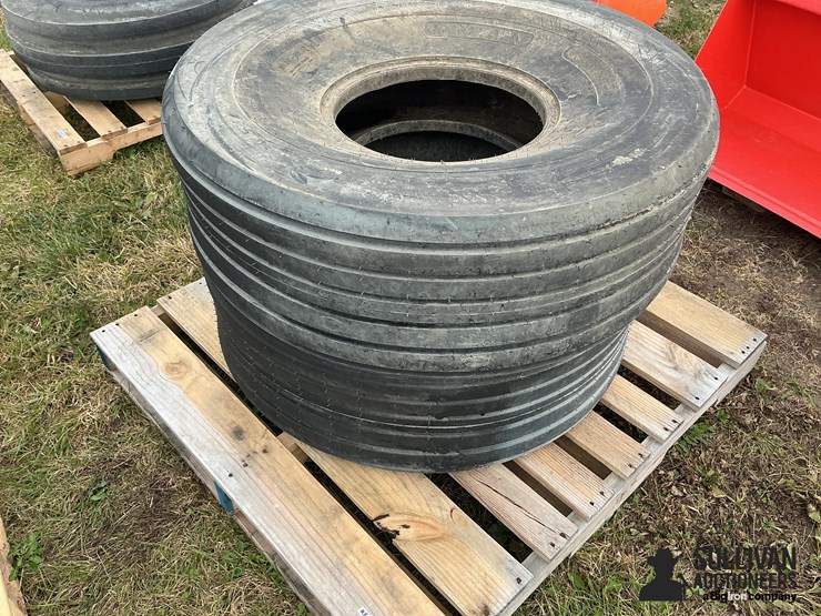 titan-16.5l-16.1sl-tires-image-1