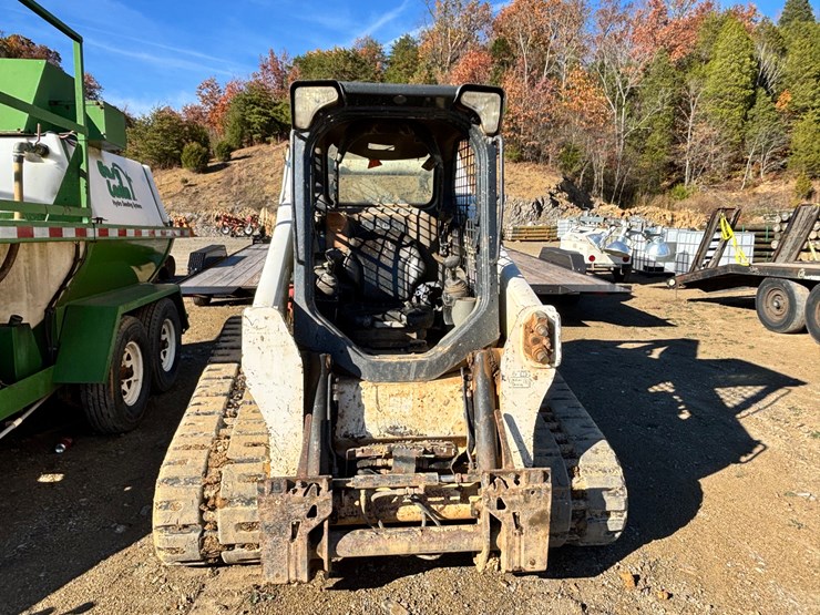 2019-bobcat-t770-image-2
