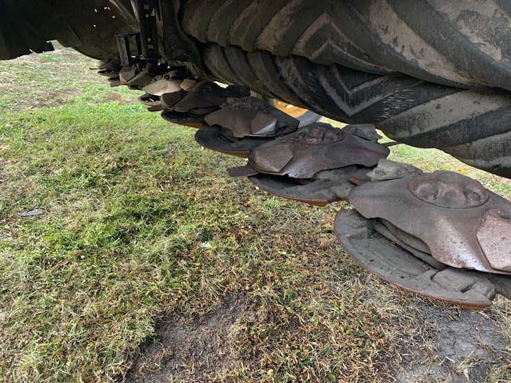 2011-new-holland-h7460-image-13