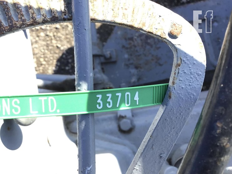 1940-ford-9n-image-10