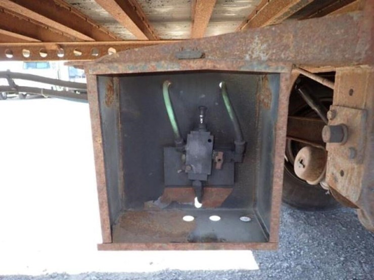 2011-manac-53-ft-image-4