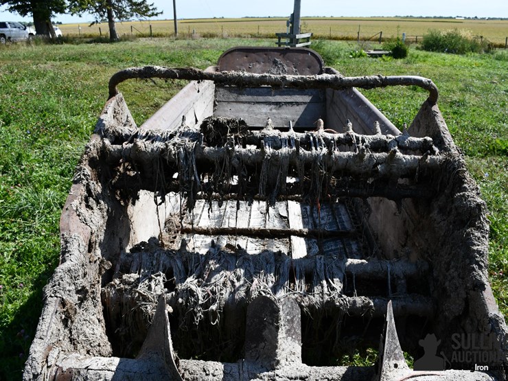 manure-spreader-image-18