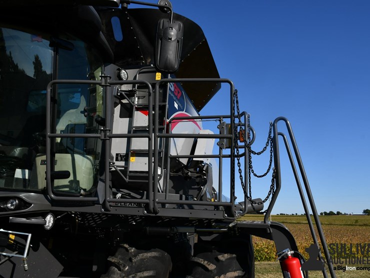 2020-gleaner-s97-image-15