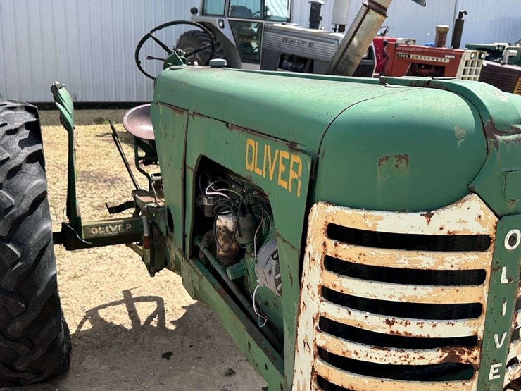 oliver-super-88-gas-row-crop-image-27