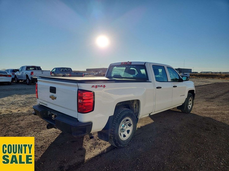 2017-chevrolet-silverado-1500-image-4