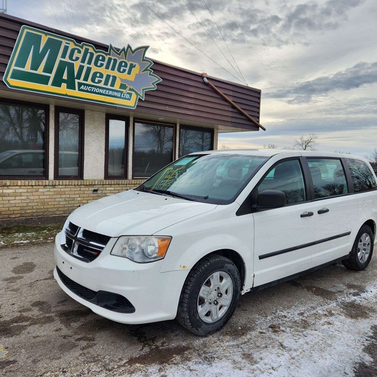 2013 DODGE GRAND CARAVAN SE