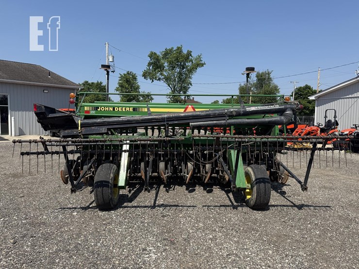 1993-john-deere-750-image-4